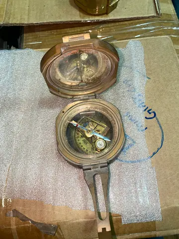 Antique brass compass 7cm length