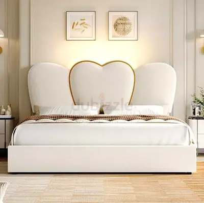 Stylish Soft Cream Headboard Boucle Fabric Bed
