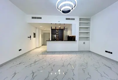 Spacious Home | Near The Aquila School | DLRC
