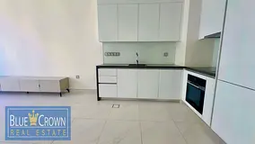 UN FURNISHED BURJ VIEW UPGRADED 1BR IN GYM BUILDING