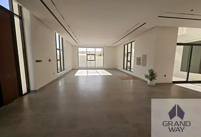 Grand 5BR Villa+ Maid Room | Prime Wadi Al Shabak