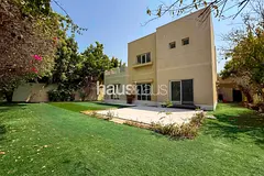 Lake Facing | Well Maintained | Vastu Compliant