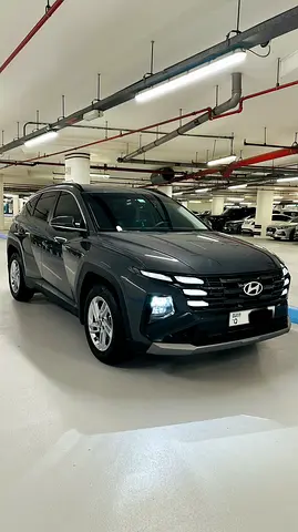 2025 HYUNDAI TUCSON GCC SPECS Under warranty  ZERO ACCIDENT  ORIGINAL PAINT