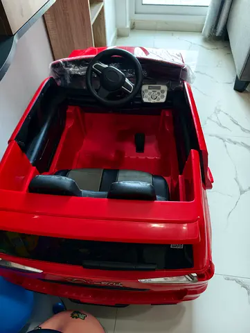 Electric chargeable battery operated car with remote