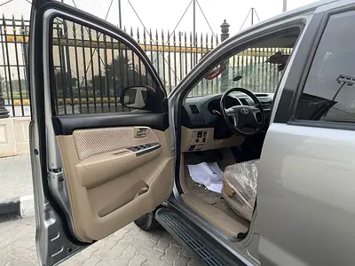 صورة 6 لـ 2015 Toyota FORTUNER