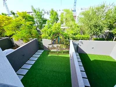 Luxurious 2 bedroom with maid room villa for rent