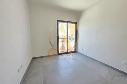 VACANT BEST UNIT VERY CLOSE TO POOL & PARK 3BR+MAID LA VIOLETA