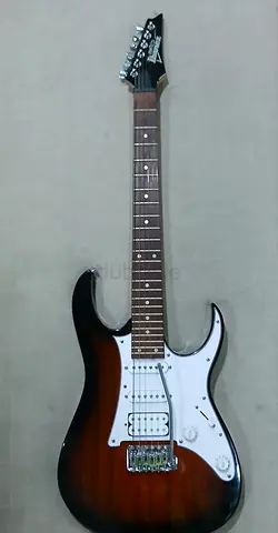 Ibanez Gio GRG-140 Electric Guitar - Sunburst, like New Condition