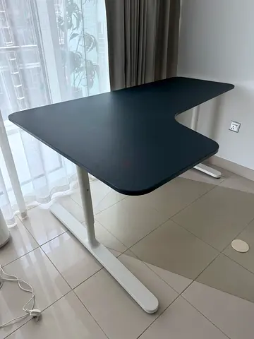 Compact adjustable laptop/standing desk — blue tabletop, white legs
