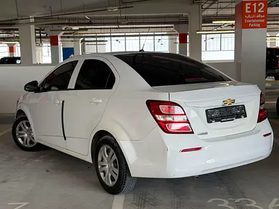 2019 Chevrolet AVEO 照片 2