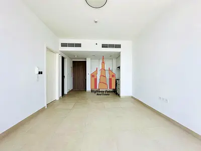 Prime location 1bhk 2baths in 53k balcony wardrobes 1parking free