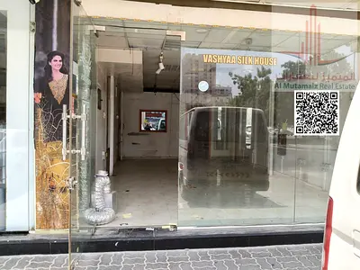 محل تجاري مميز بمساحة واسعة ميزانيين في أبو شغارة
