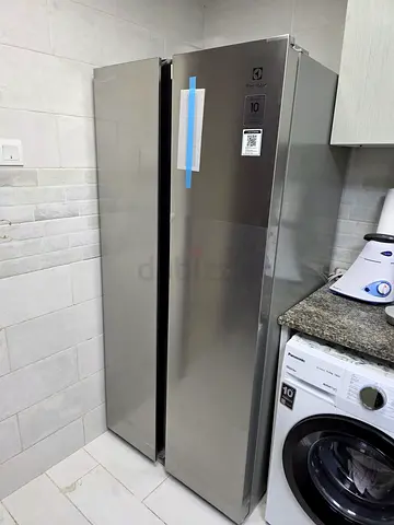Electrolux Side By Side Fridge Freezer Brand New