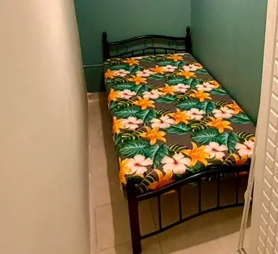 Urgent sale Single metal bed frame + mattress - good condition