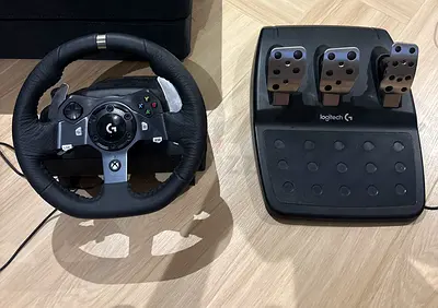 Logitech G920 Wheel and Pedals (Can negotiate price)
