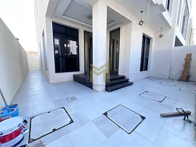 Distress deal | hot offer | ready to move 5bedroom all master room majlis hall huge size specious for more details & information contact with us