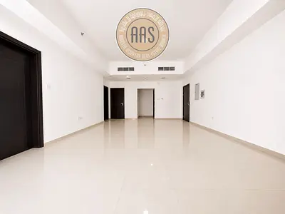 In prime location huge 2bhk with balcony Wardrobes