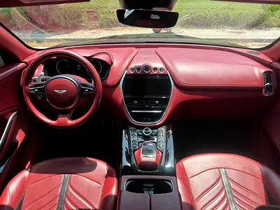 2023 Aston Martin DBX 缩略图 14