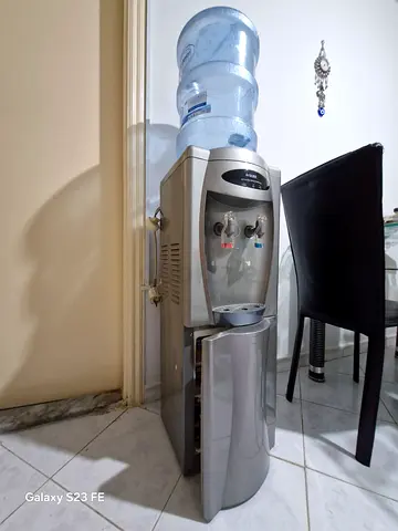 Water Dispenser with Refrigerator