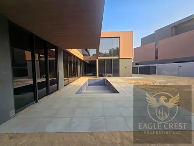 LUXURY 5BR VILLA | PRIVATE POOL | Landscaped