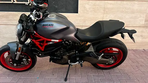 Ducati monster 821 (expat owned)