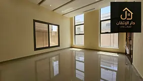 A golden opportunity: villa for sale in Al Yasmeen area Ajman, modern finishing and calm colors