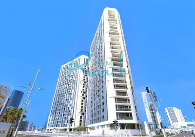 Spacious 3 BR | High Floor | Balcony