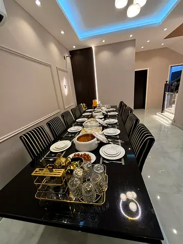 10 seater New Dining Table with Chairs for Sale ( Distress Price)