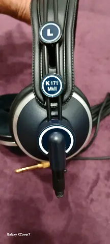 AKG K171 MkII Closed-Back Studio Headphones - Open Piece