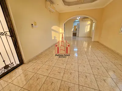 5Bed room All Master room Maids room big yard parking hall Majlis balcony