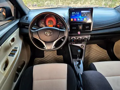 2016 Toyota YARIS 照片 18