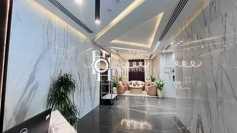 Top Deal , High Floor , Vacant , Upto 4 Cheques , - Canal View Partial {Negotiable}