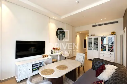 Modern and New | Spacious Layout | High Celling