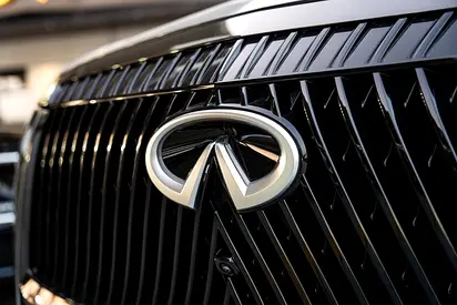 2025 Infiniti QX80 缩略图 2