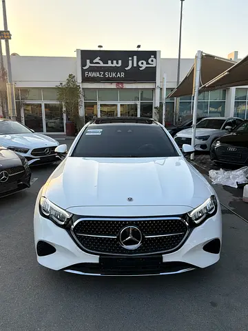 Brand New Mercedes-Benz E 200 2024 - Korean Specs - Luxury & Innovation