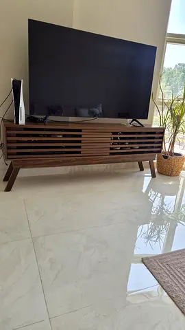 Tv unit