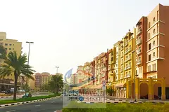 GETTING TWO PARKING!!2BHK FOR RENT IN CBD BUILDING......