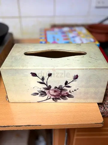 Wooden Decorative Tissue Box Holder with Floral Design