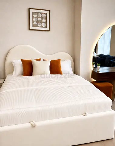 Brand new Queen size bed storage bed good quality queen bed