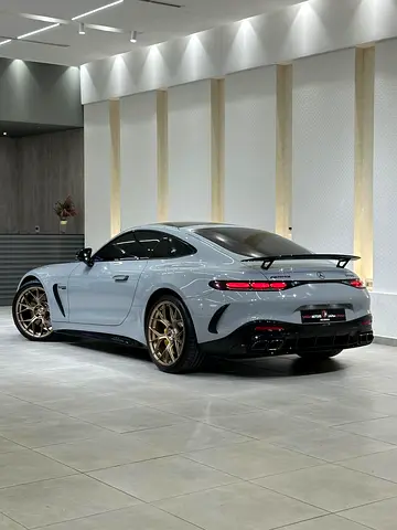 2026 Mercedes-BENZ AMG 照片 4