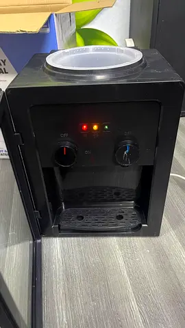 Geepas Hot & Cold Countertop Tabletop Water Dispenser read description
