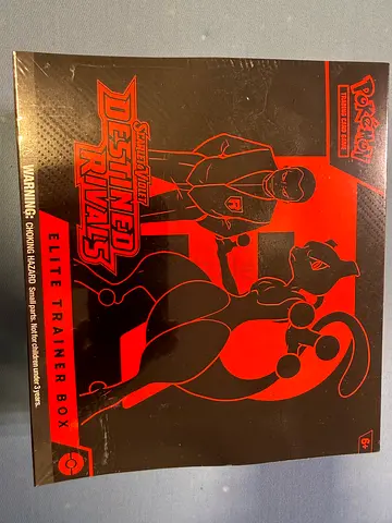 Pokémon card elite trainer box