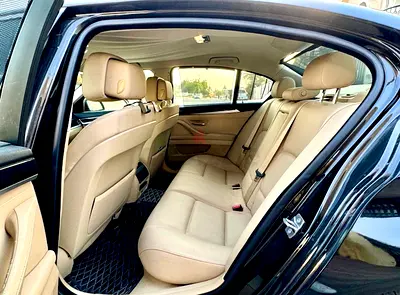 2013 BMW 5-SERIES 照片 3