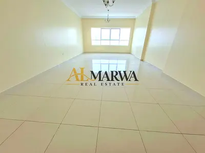 Spacious 3BHK with full sea view, laundry, store room ready to move
