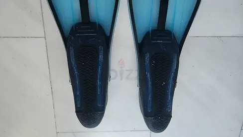 Snorkeling set (fins, mask, snorkel) in good condition
