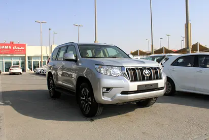 Toyota Prado GXR 2023 GCC orginal paint