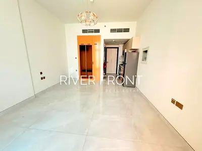 Ready to Move | Road View | Prime Location