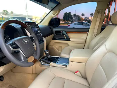 2016 Toyota LAND CRUISER 照片 15