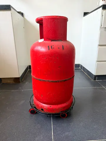Gas cylinder and Regulater