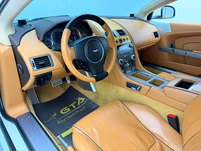 صورة 8 لـ 2013 Aston Martin DB9